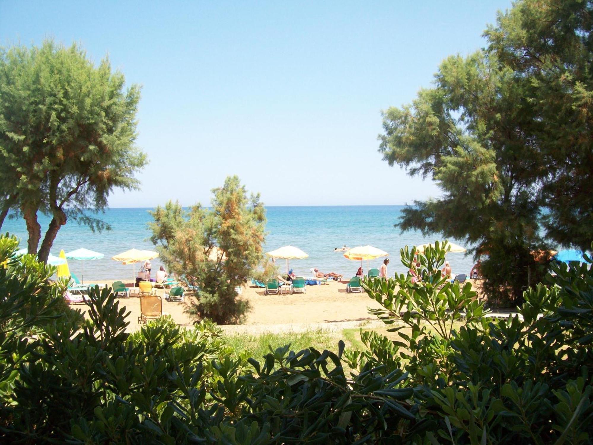 Kato Stalos Beach المظهر الخارجي الصورة
