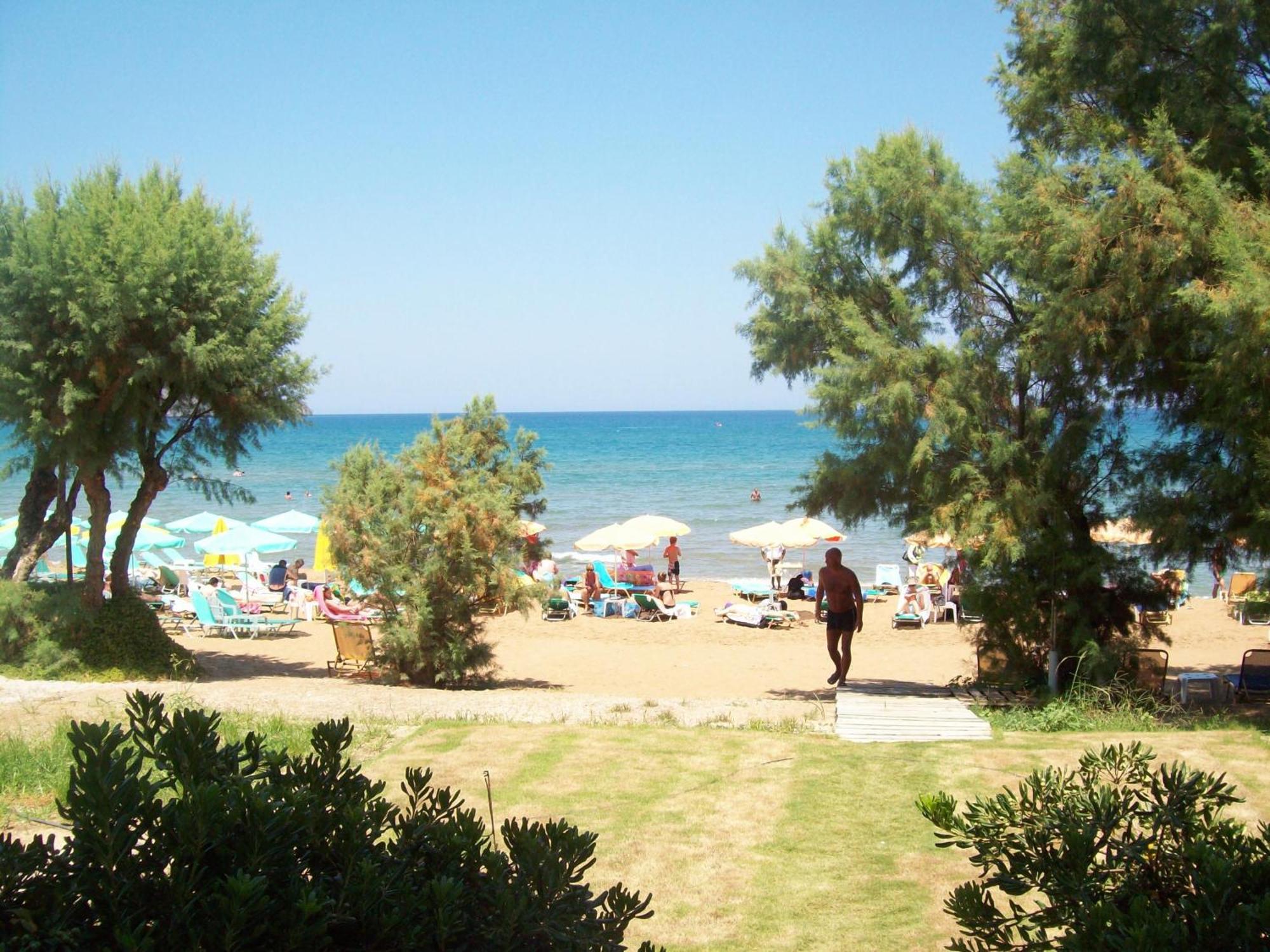 Kato Stalos Beach المظهر الخارجي الصورة